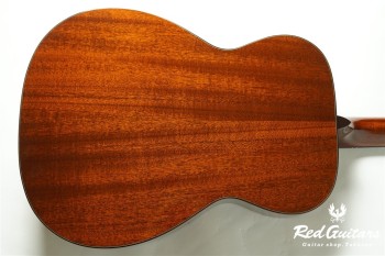 Model OM. Sitka Spruce/African Mahogany